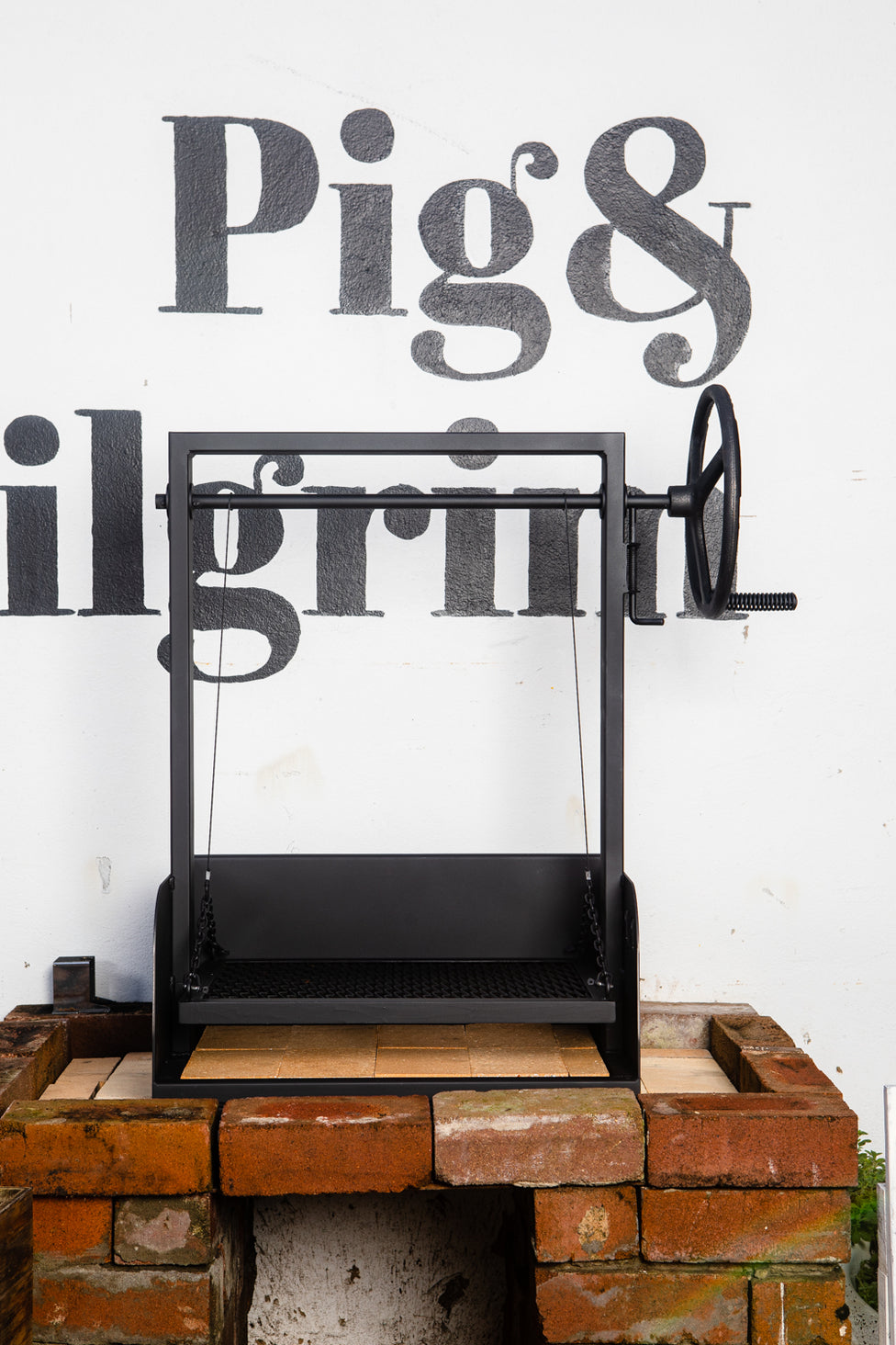 The Legless – Pig & Pilgrim